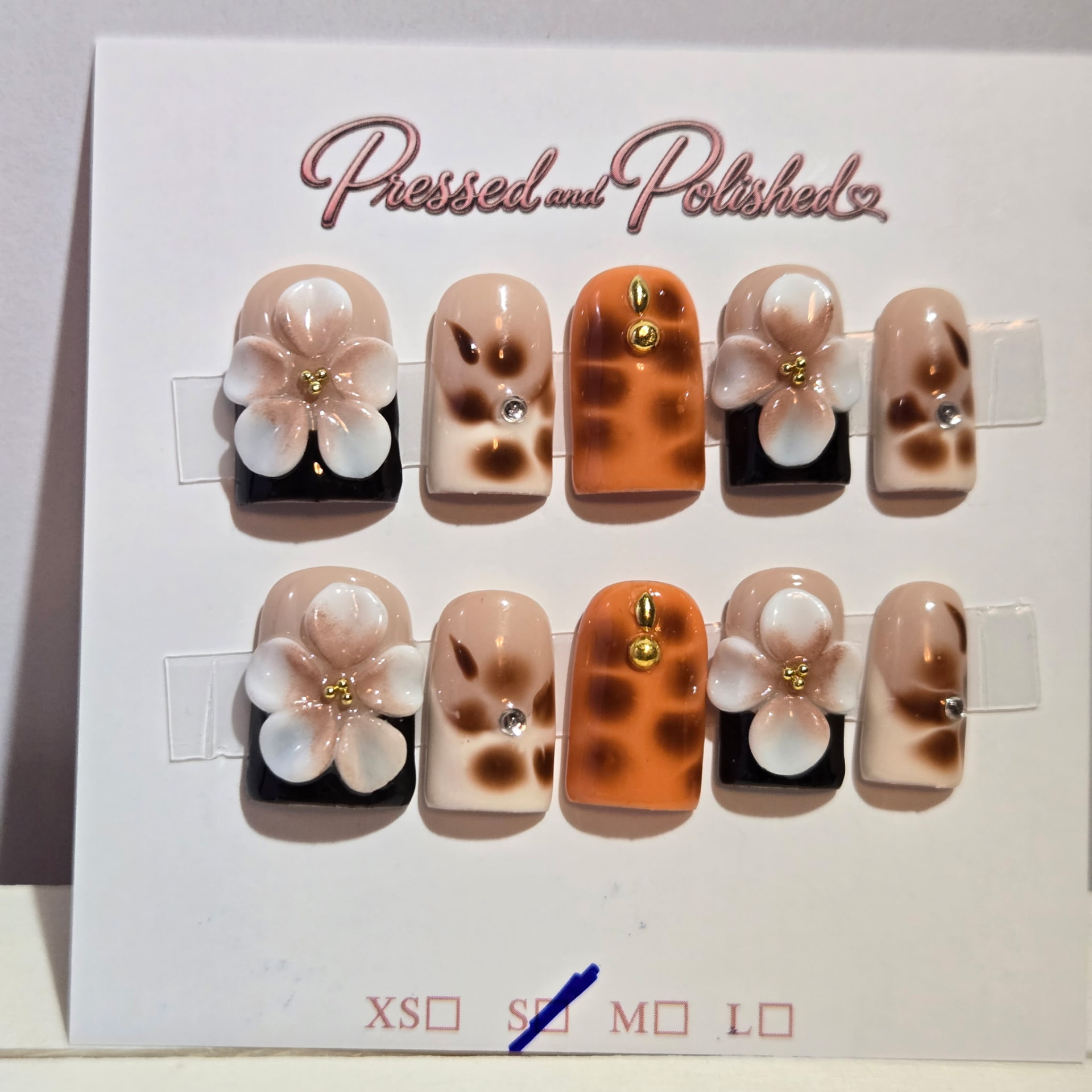 Mocha Blossom press-on nail set